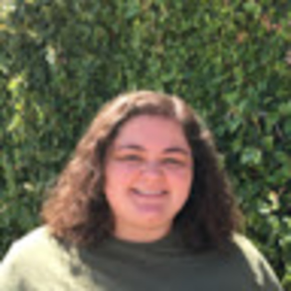 Meet your Posher, Andrea - Picture 1 of 1